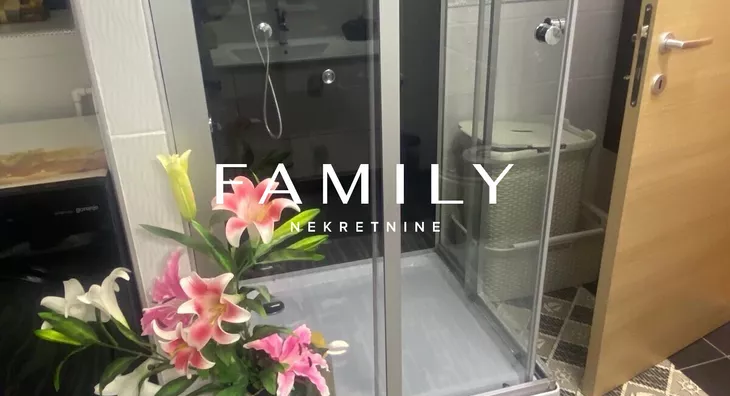 Četvoroiposoban stan | 4zida