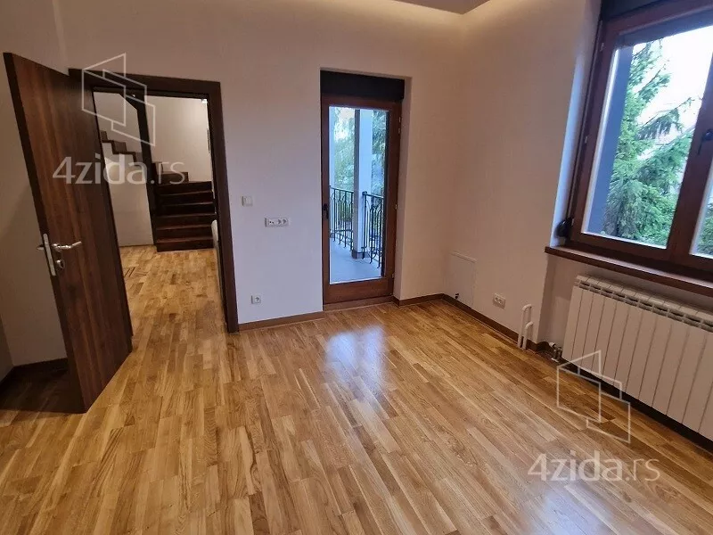4-etažna kuća | 4zida