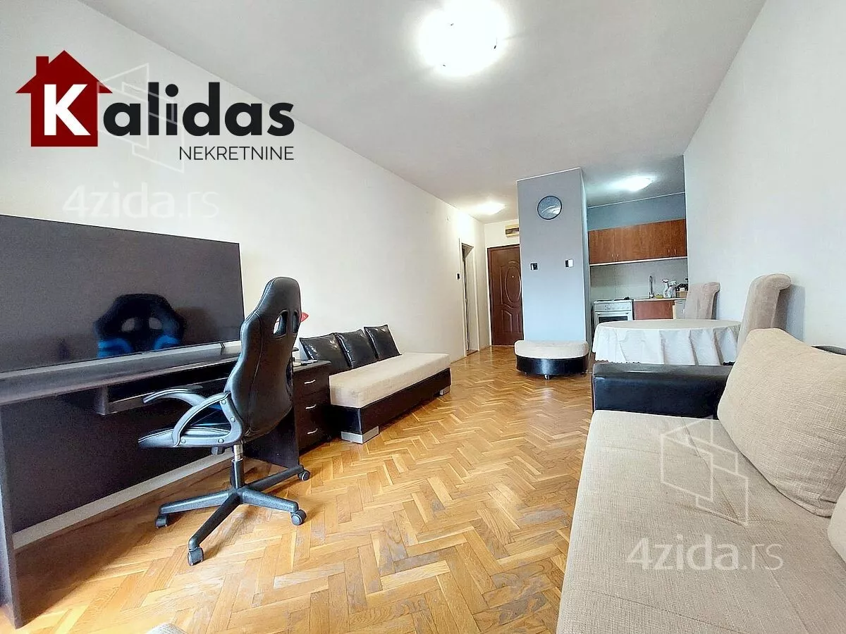 Garsonjera | 4zida