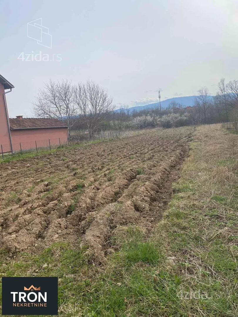 Poljoprivredno zemljište | 4zida