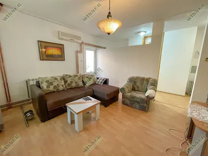 Milana Uzelca | 4zida.rs