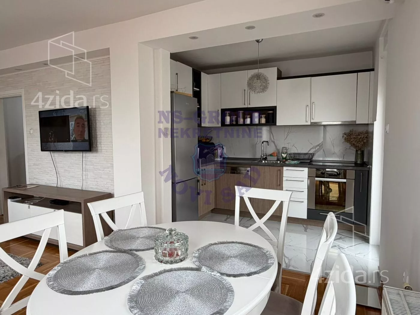 Četvorosoban stan | 4zida
