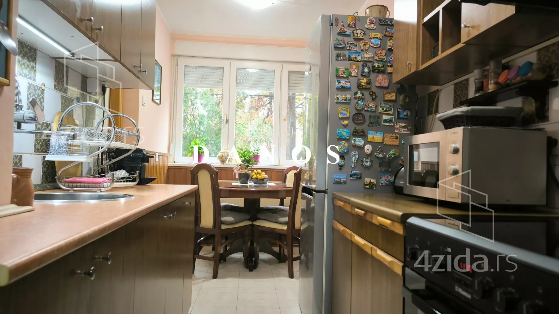 Dvoiposoban stan | 4zida