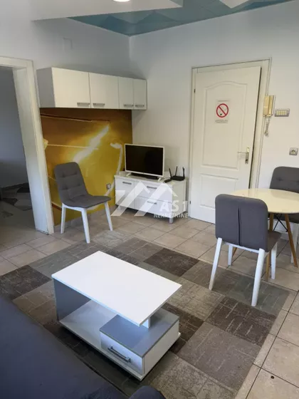 Žitni trg | 4zida.rs