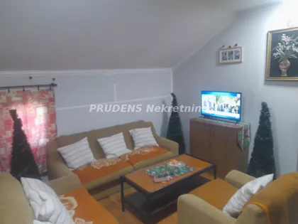 Vojvođanska | 4zida.rs