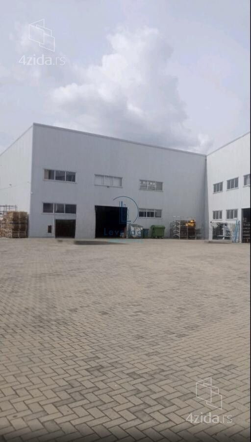 Commercial space · 955 m² · Sremska Mitrovica