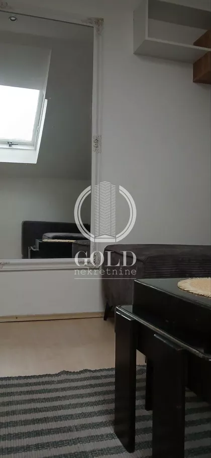 Pavla Simića | 4zida.rs