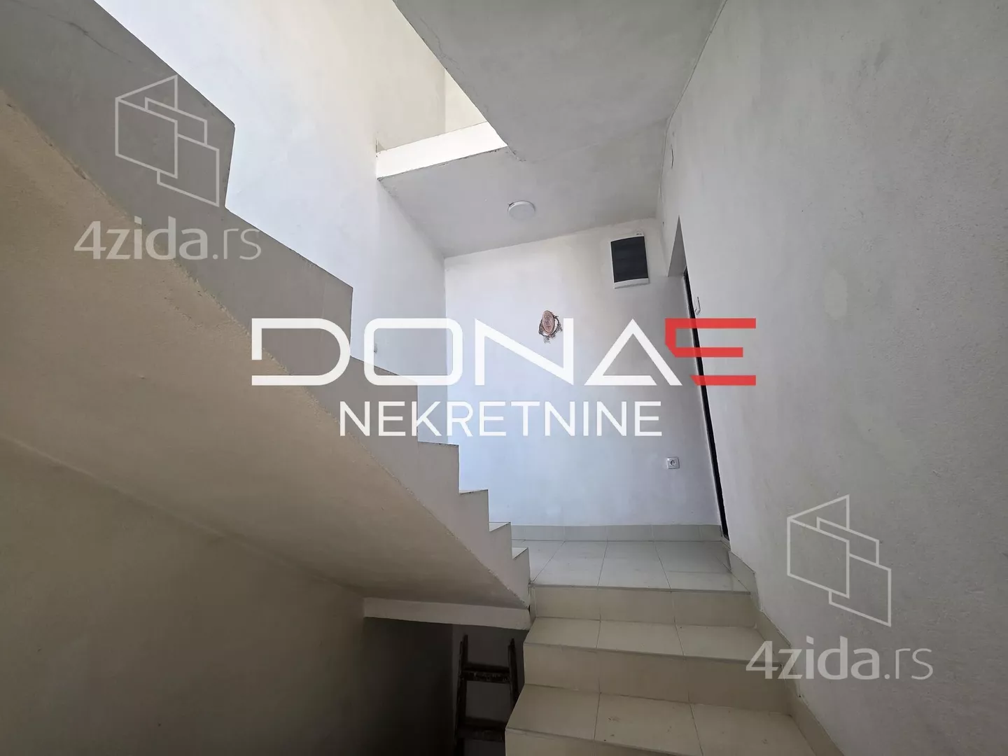 3-etažna kuća | 4zida