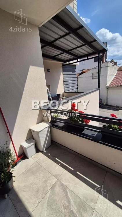 Garaža/Parking | 4zida