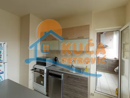 Obrenovićeva | 4zida.rs