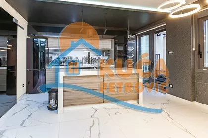 Obrenovićeva | 4zida.rs