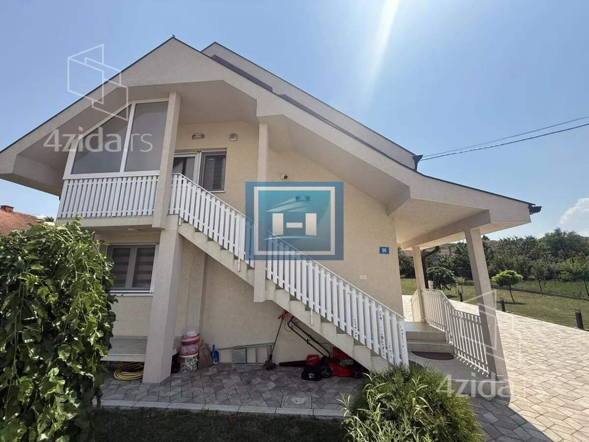 Kuća | 4zida