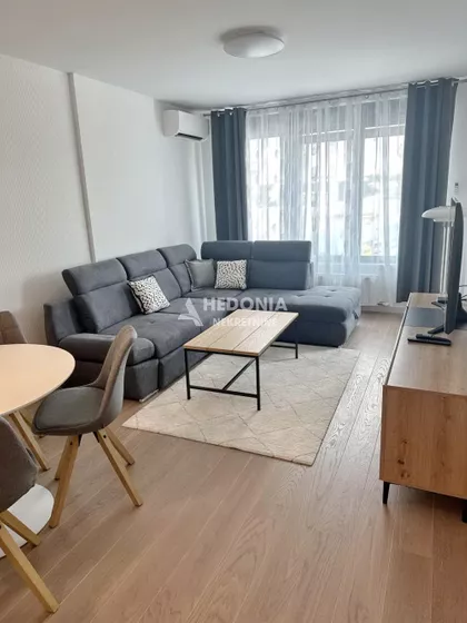 Omladinskih brigada | 4zida.rs