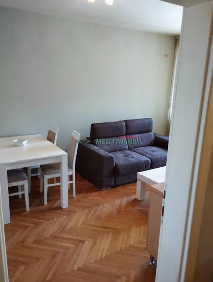 Cara Dušana | 4zida.rs