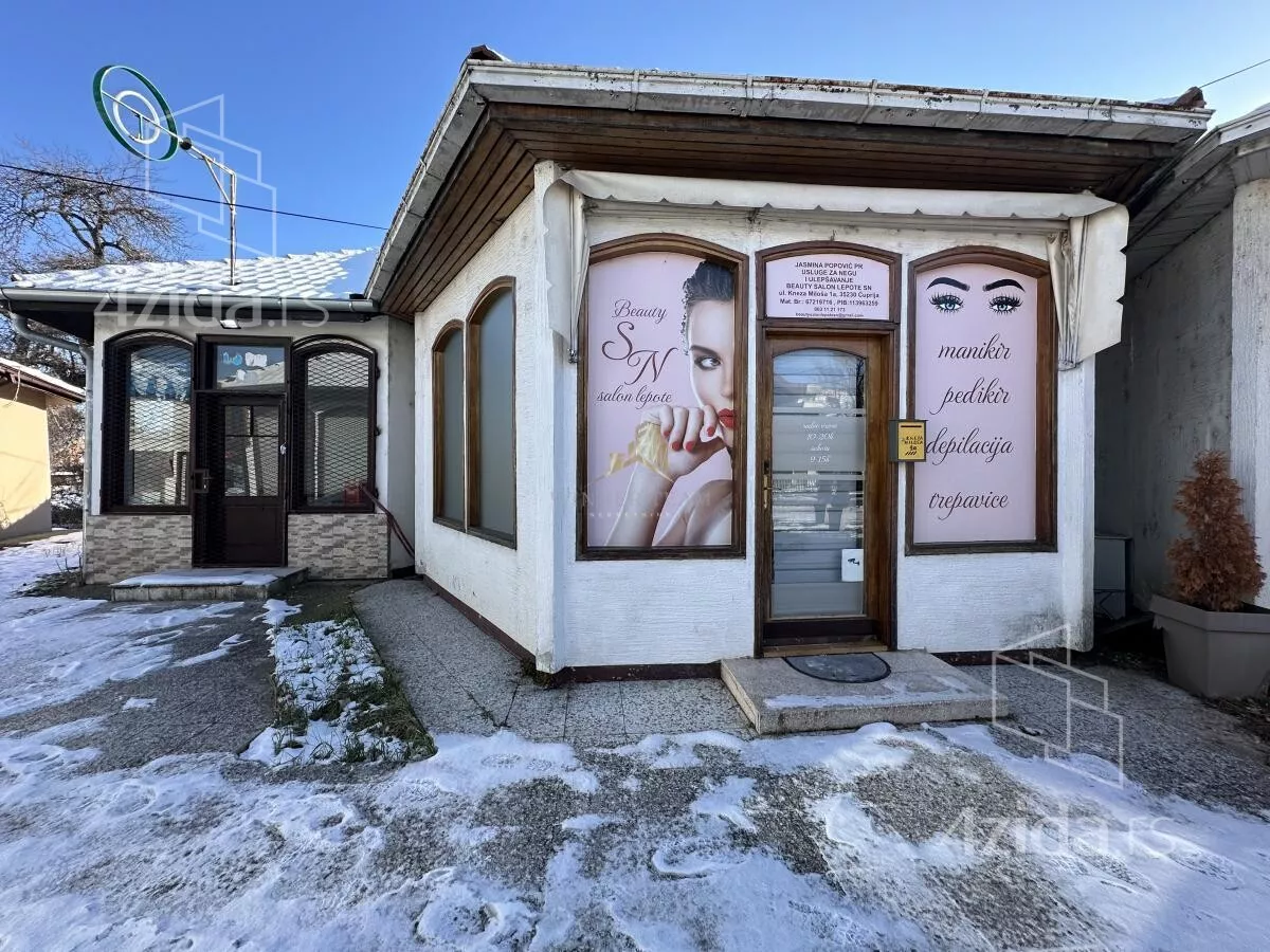 Poslovni prostor | 4zida