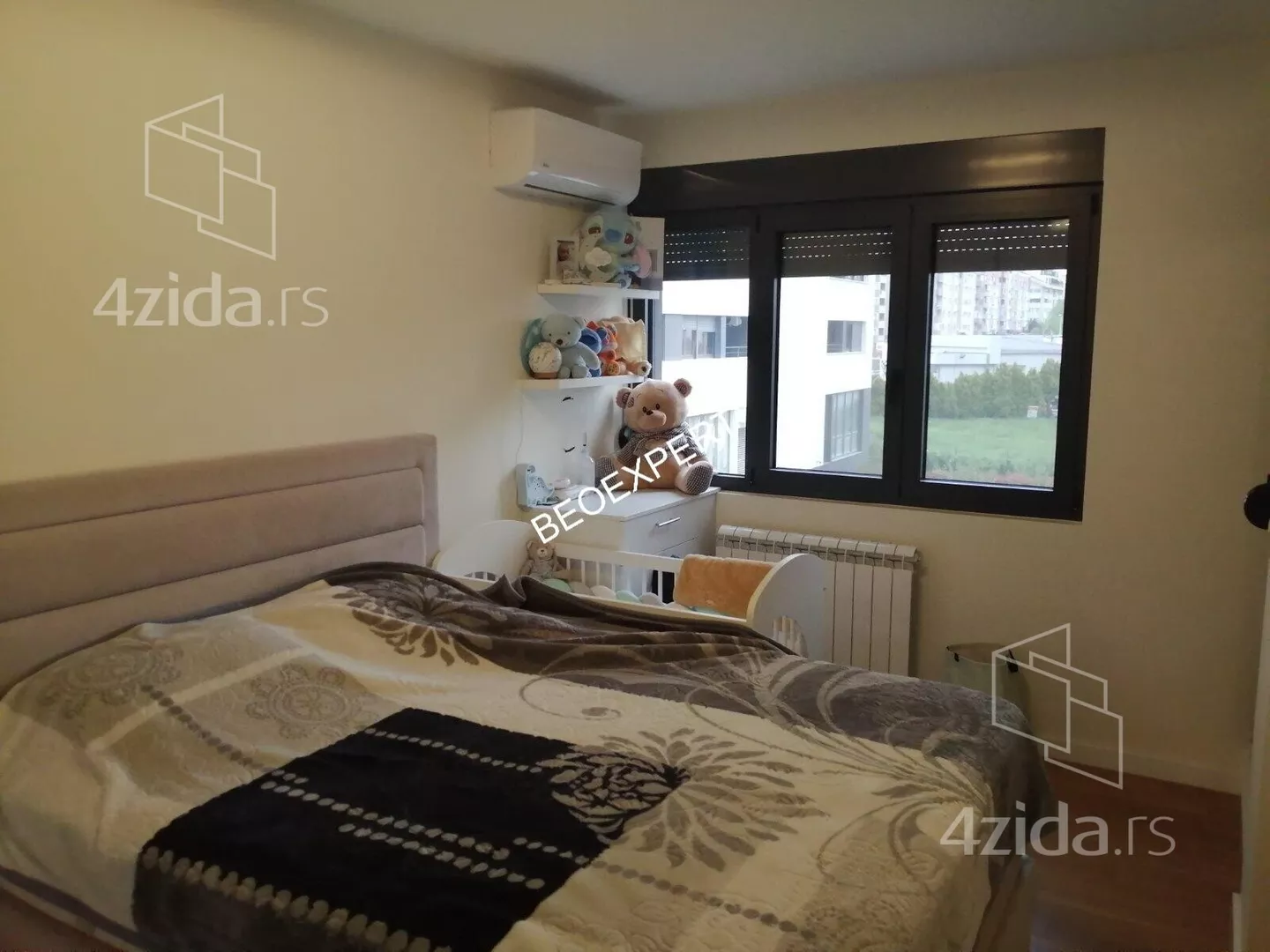 Troiposoban stan | 4zida