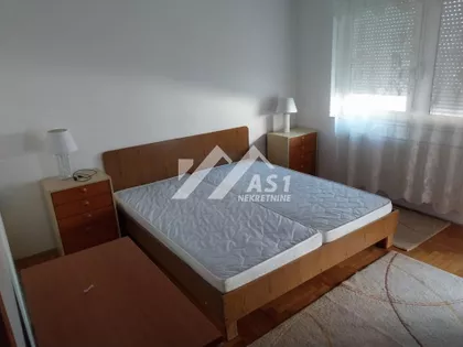 Cara Dušana | 4zida.rs
