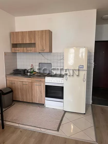 Darinke Radović | 4zida.rs