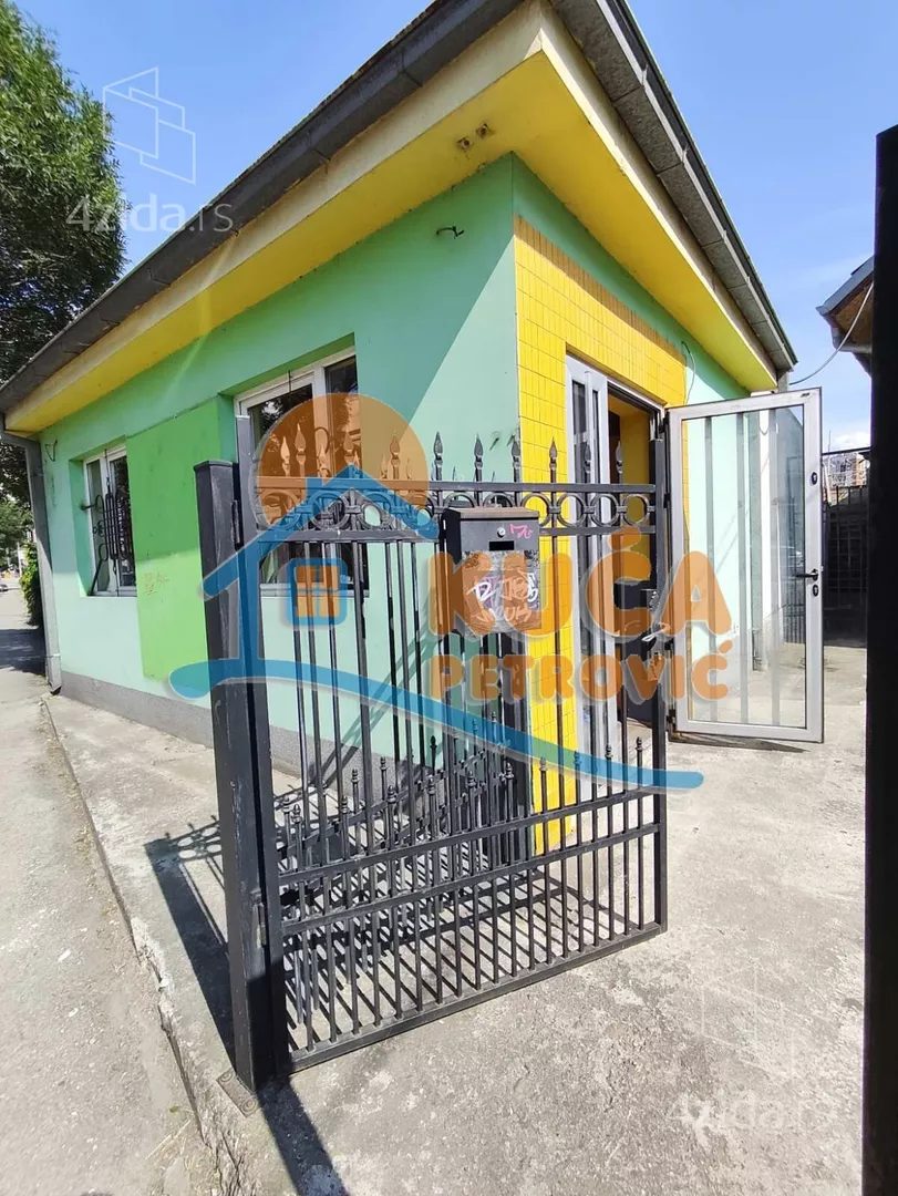 Lokal | 4zida