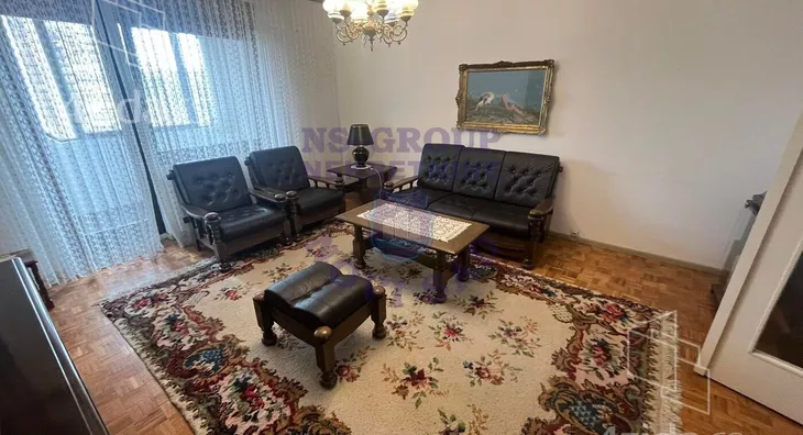 Četvoroiposoban stan | 4zida