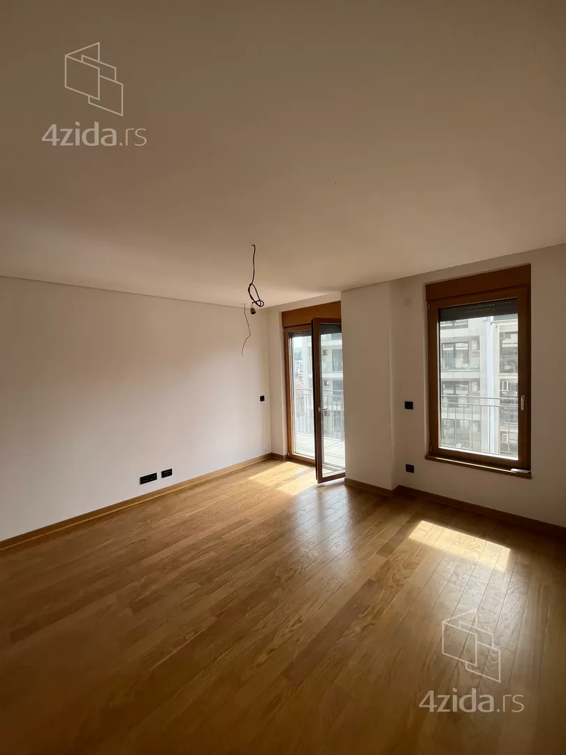 Petosoban stan | 4zida