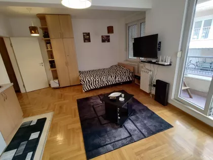 Hadži Melentijeva | 4zida.rs