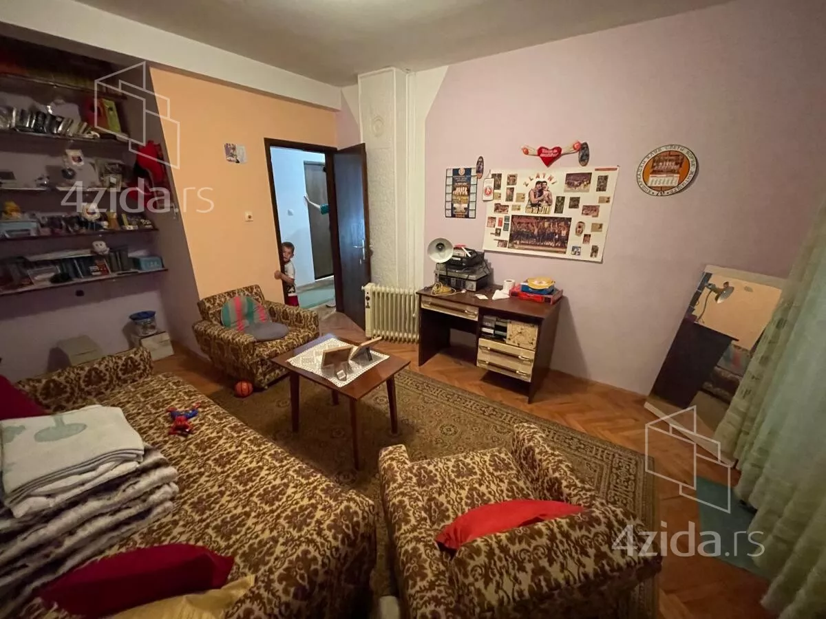 Kuća | 4zida