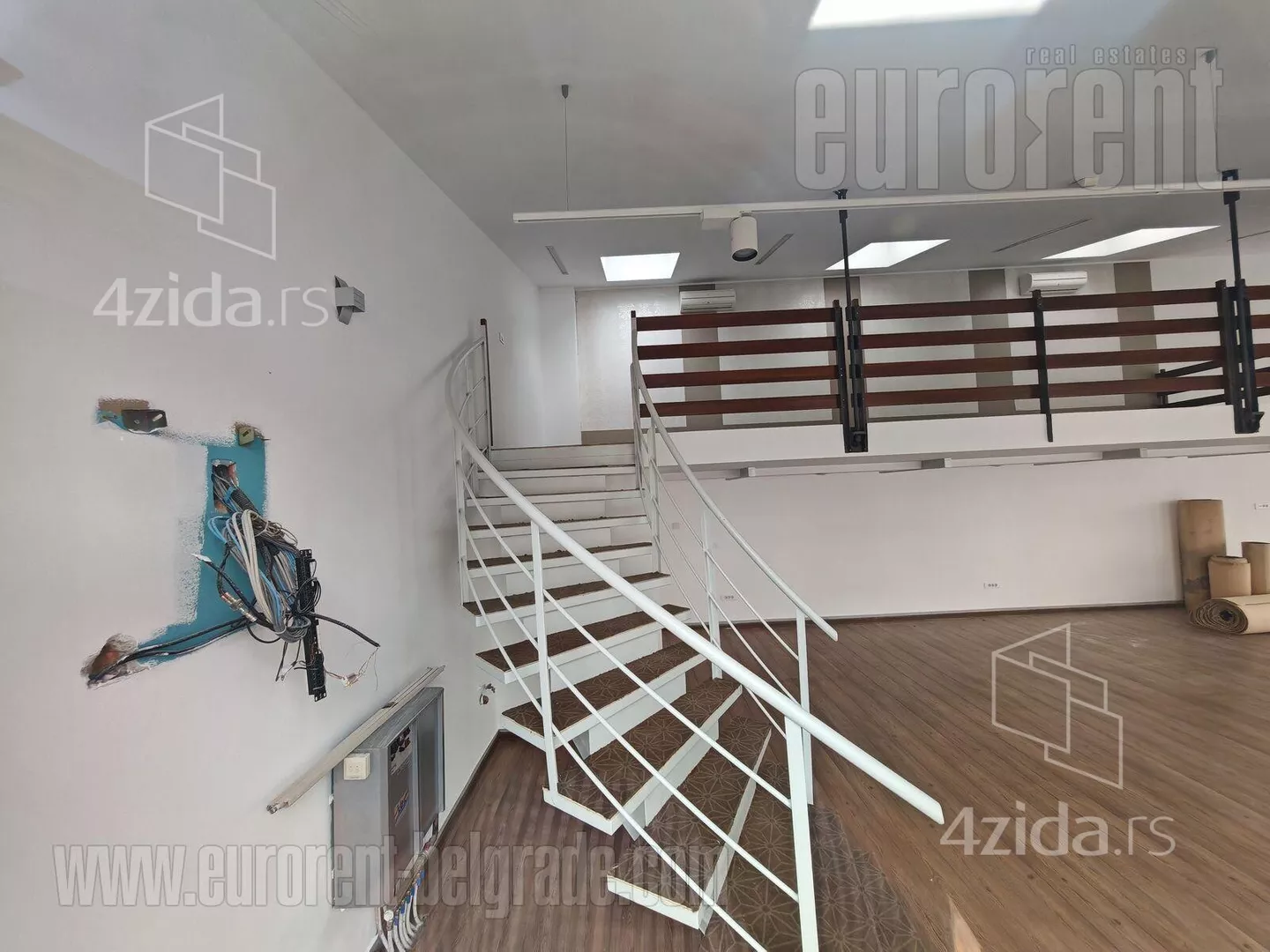 Lokal | 4zida