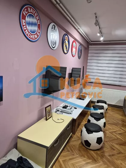 Partizanskih kurira | 4zida.rs