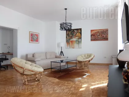 KOSANČIĆEV VENAC | 4zida.rs