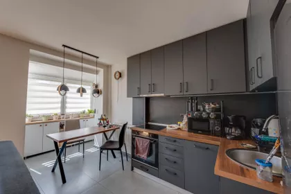 Kneza od Semberije, 65m2 renoviran, Parking mesto | 4zida.rs
