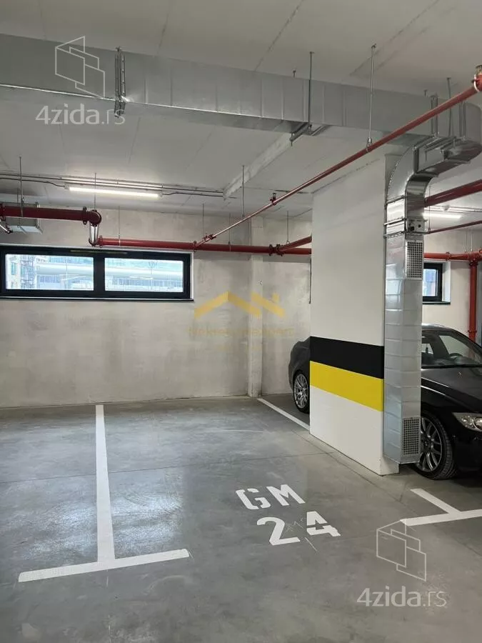 Garaža/Parking | 4zida