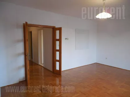 BANOVO BRDO | 4zida.rs