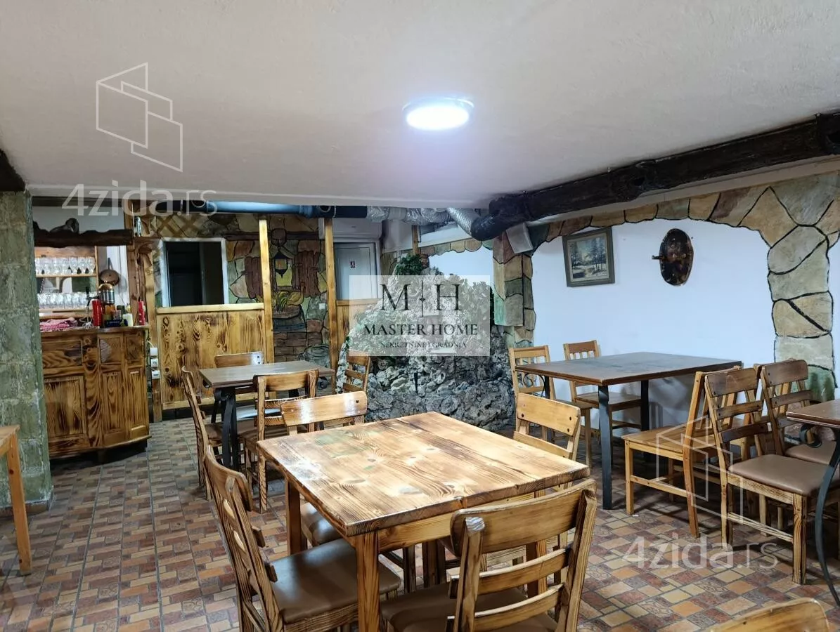 Poslovni prostor | 4zida