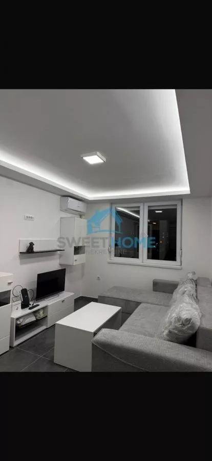 Vojvode Vlahović | 4zida.rs