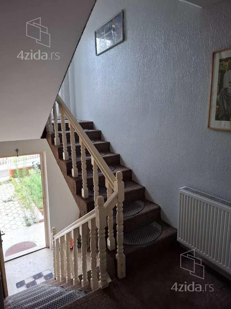 3-etažna kuća | 4zida
