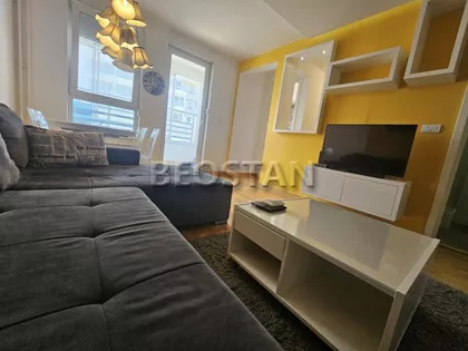 Jurija Gagarina | 4zida.rs