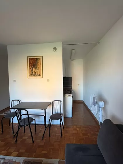Novo Naselje | 4zida.rs