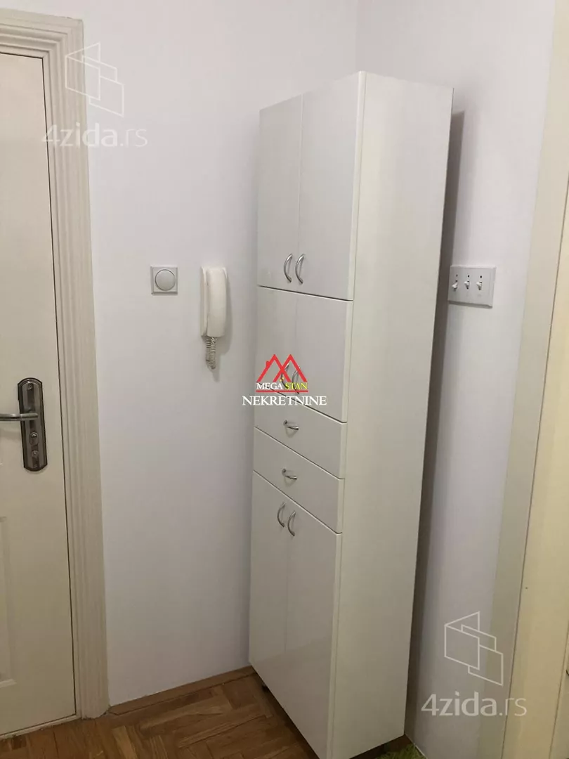 Garsonjera | 4zida