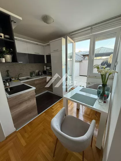 Augusta Cesarca | 4zida.rs