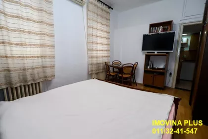 Kneza Mihaila | 4zida.rs