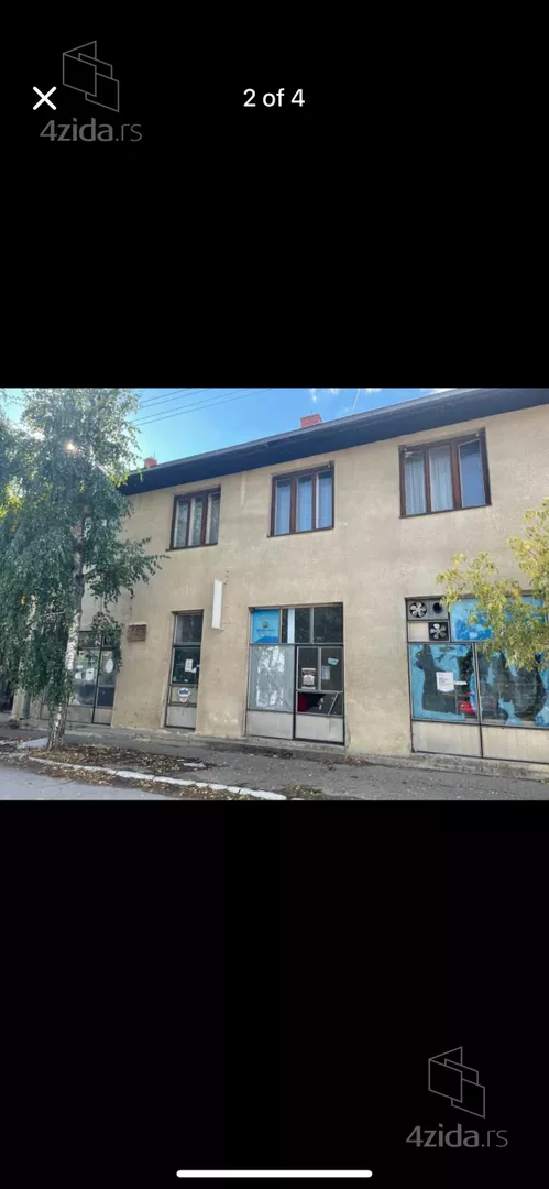 Poslovna zgrada | 4zida