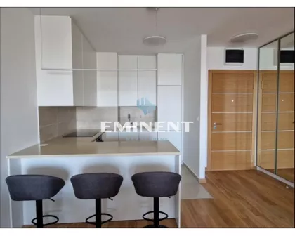 Tadije Sondermajera | 4zida.rs