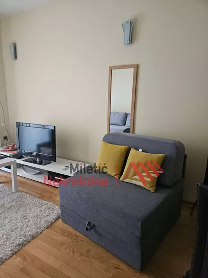 Gradske lokacije | 4zida.rs