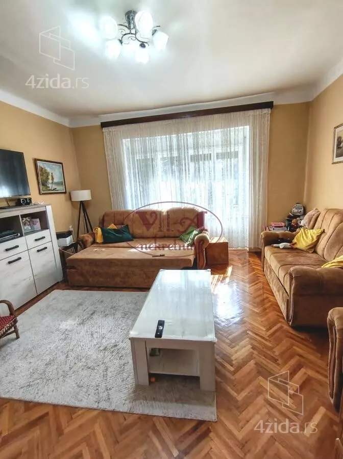 Kuća | 4zida