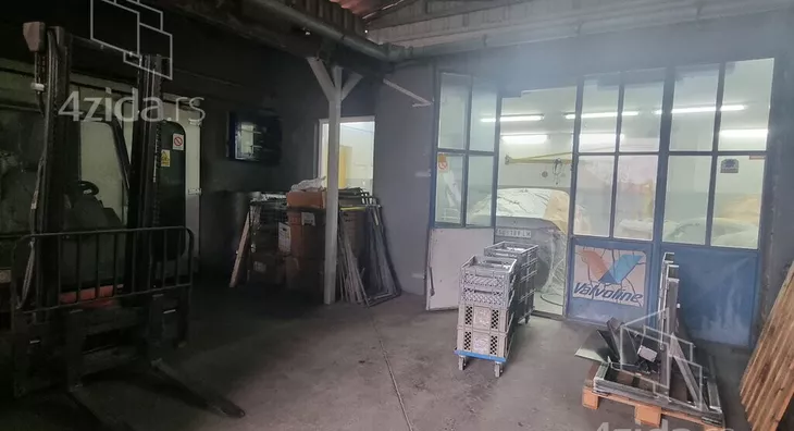 Poslovni prostor | 4zida