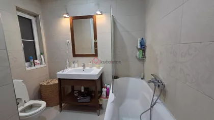 Krunski Venac | 4zida.rs