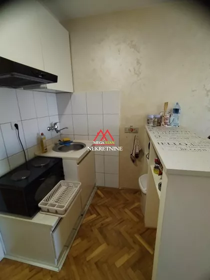 Gundulićeva | 4zida.rs
