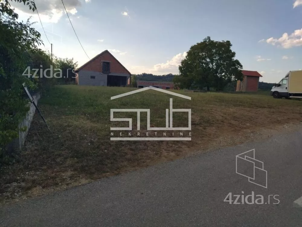Građevinsko zemljište | 4zida