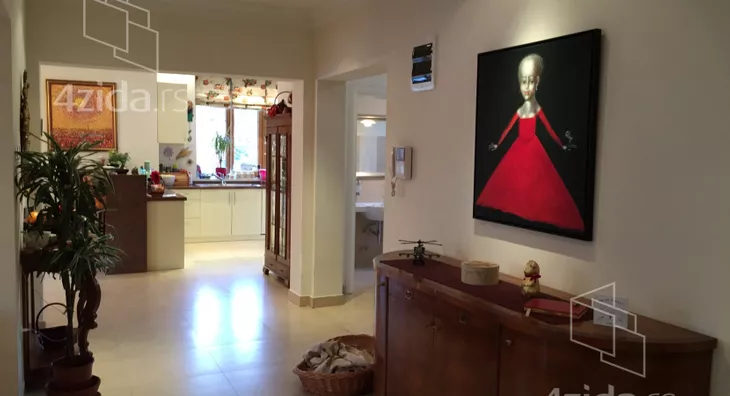 4-etažna kuća | 4zida